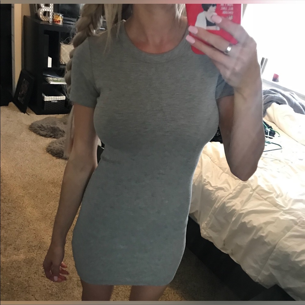 Lulu’s gray bodycon t shirt dress